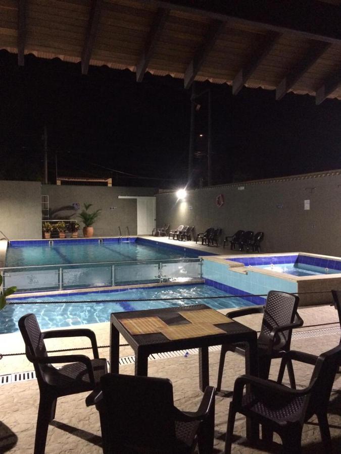 La Villa Descanso Hotel Villeta Extérieur photo